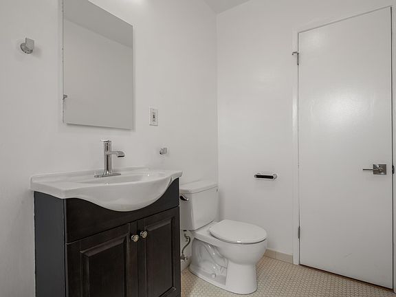 2nd image of 3708 Inglewood Blvd APT 10