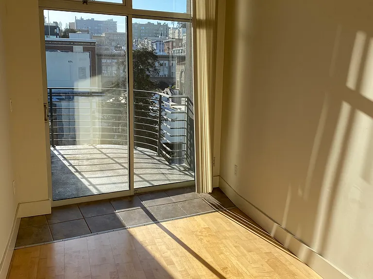 1630 California Street — Photo 16