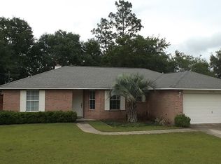 5934 Herlong Dr, Milton, FL 32570