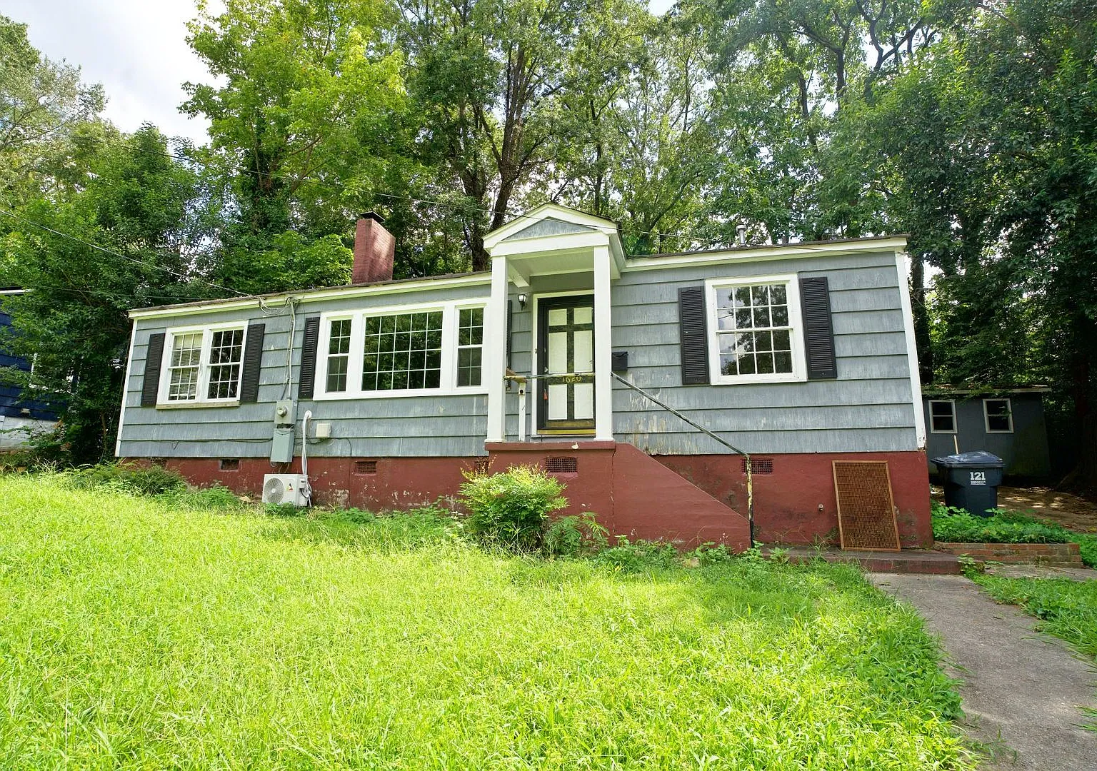 1620 Marqueritte Avenue, Anniston, Alabama — Photo 2