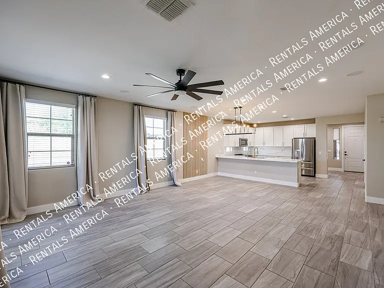 7855 W Rock Springs Dr — Photo 15