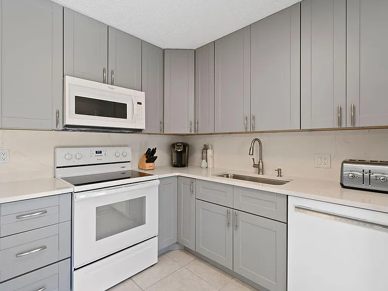 3900 SE County Line Rd #22A — Photo 18