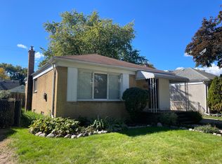 20108 Rosedale St, Saint Clair Shores, MI 48080