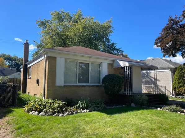 20108 Rosedale St, Saint Clair Shores, MI 48080