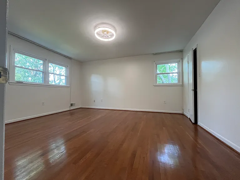 11801 Milbern Dr — Photo 10