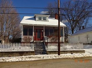 38 Warren St, Fitchburg, MA 01420
