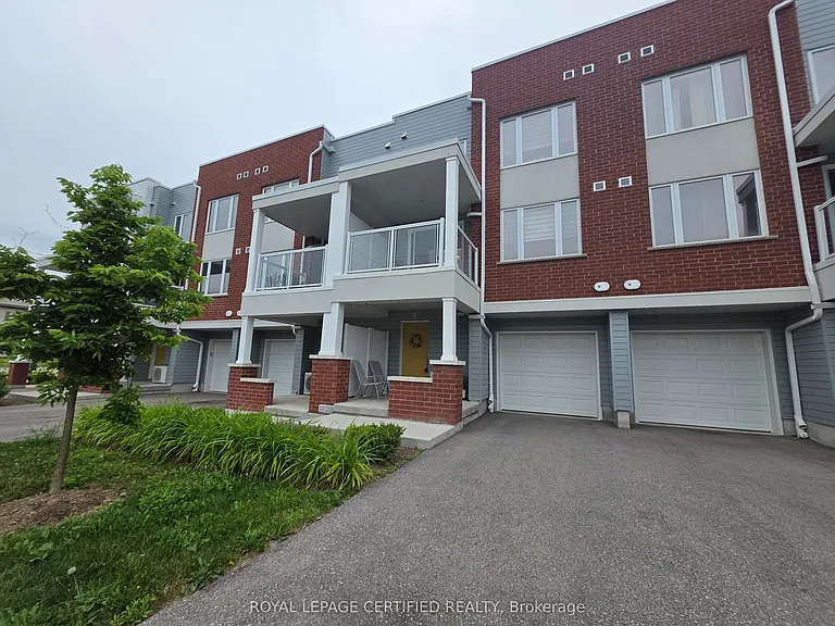 9 Valencia Ave — Photo 2