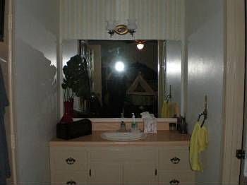 5th image of 460 College Heights Dr