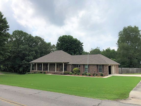 3rd image of 7717 Dr Kennedy Dr