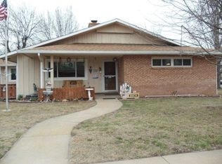 228 E 2nd Ave, Cheney, KS 67025