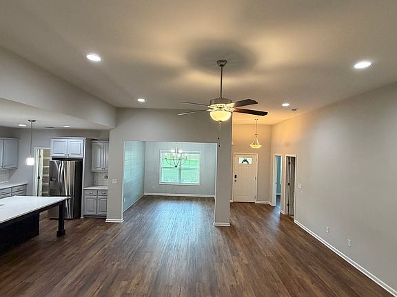 2nd image of 12 Springdale Ct