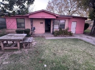 323 Satinwood Dr, Dallas, TX 75217