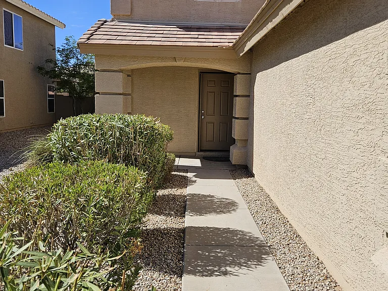 1444 W Roosevelt Ave — Photo 2