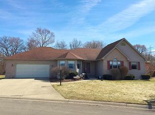 50880 Bromley Dr, Granger, IN 46530