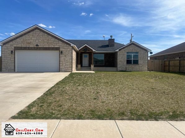 900 N Holly Dr, Liberal, KS 67901