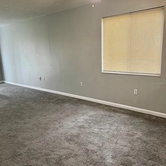 105 Cory Ln — Photo 5