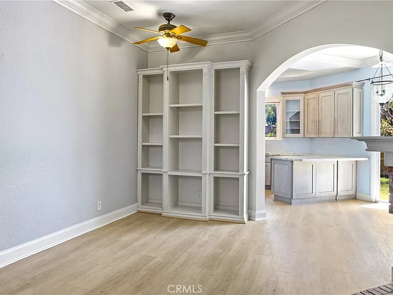 26201 Sunnyglen Ave — Photo 4
