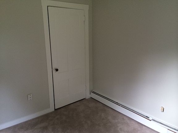 Closet in bedroom 1