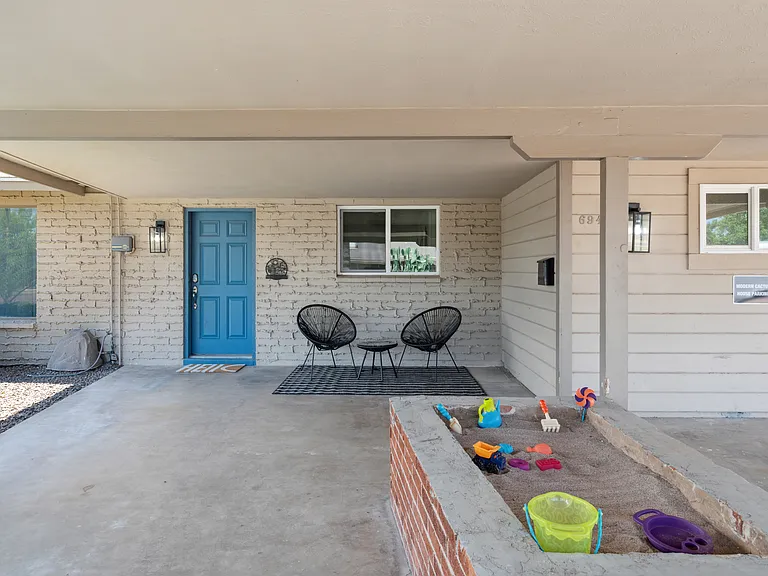 6943 E Granada Rd #B — Photo 3