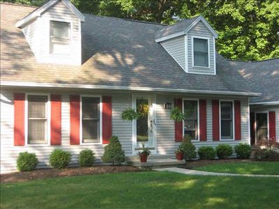 8257 Summerfield Rd, Lambertville, MI, 48144