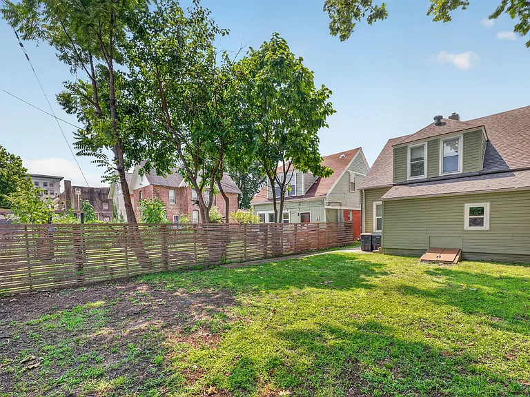 3121 Campbell St — Photo 29