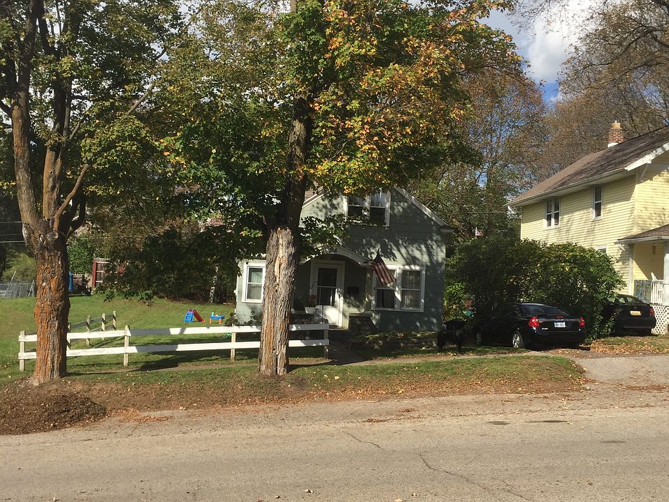 2nd image of 314 E A St