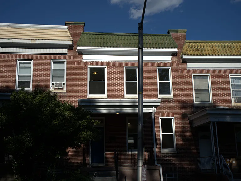 117 S Wickham Rd — Photo 2