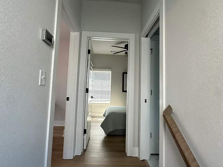 1512 W Cato Springs Rd — Photo 9