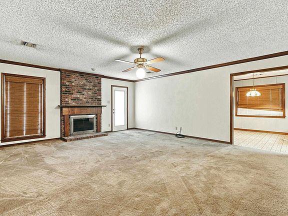 4th image of 2501 Marlin Ct