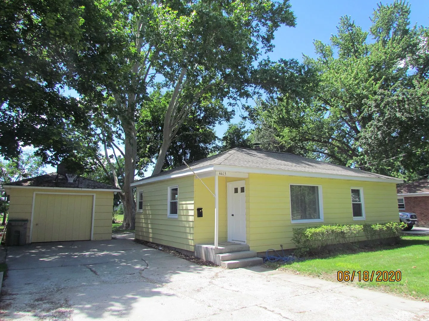 2 Roommates Needed For 3 Bed Home Close To Boise State — Photo 2