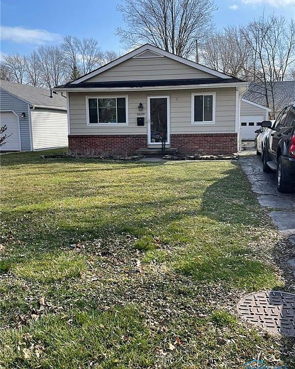 1st image of 5639 W Bancroft St