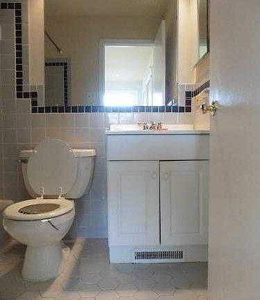 Main Level - Master Bathroom