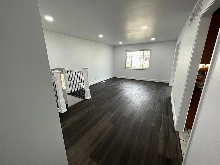 living room pic 3