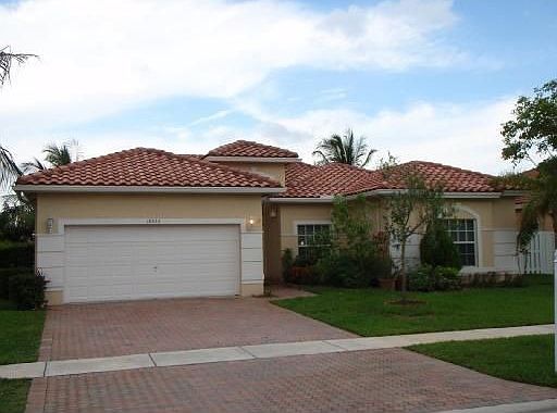 1st image of 16533 NW 15th St