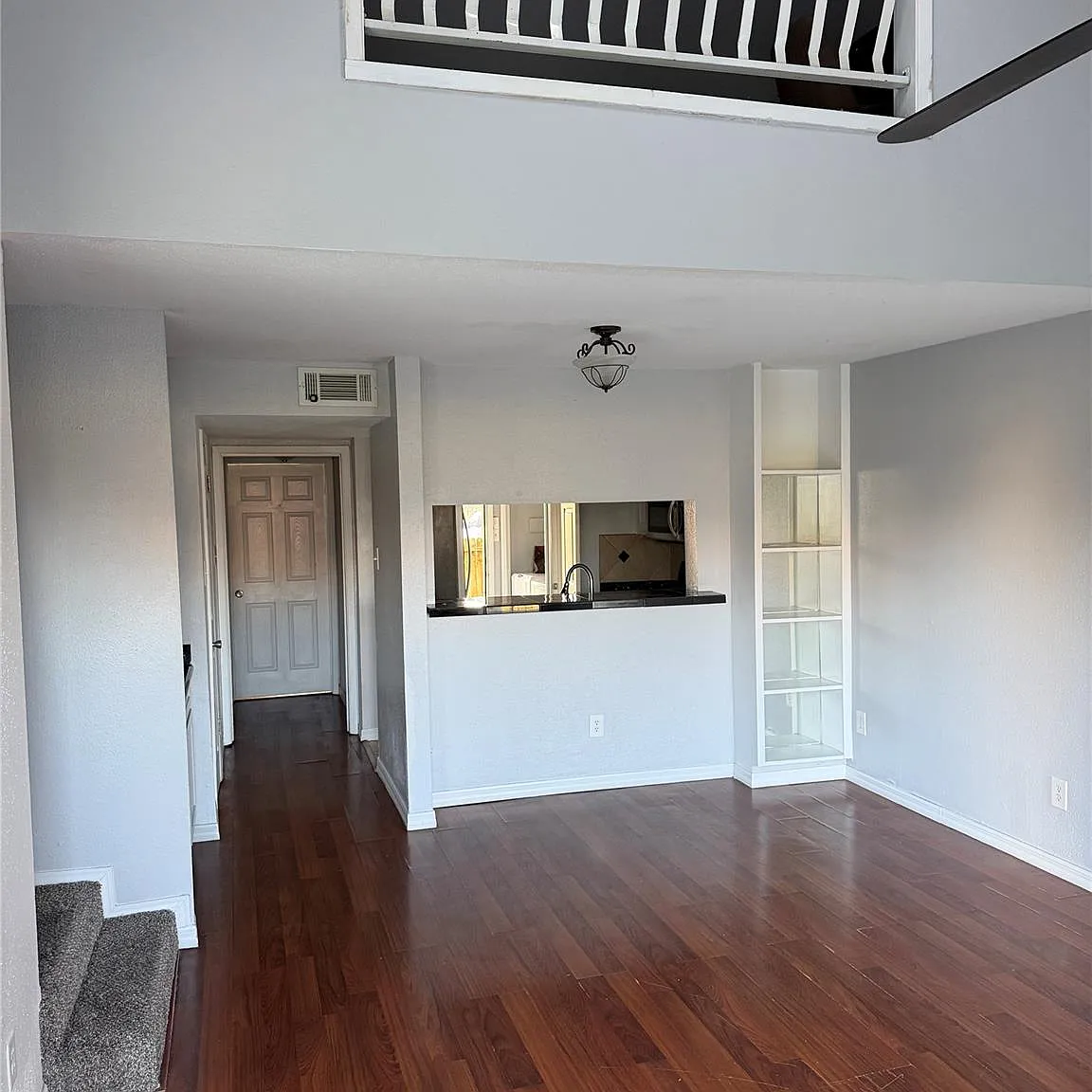 2 bed, 2.0 bath, 1286 sqft, $1,550 — Photo 3