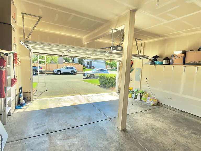 6617 Douglas Ave SE — Photo 11