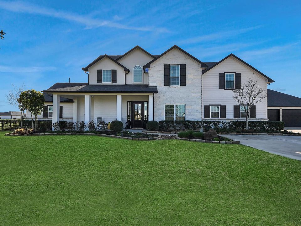 1st image of 103 Lily Ln