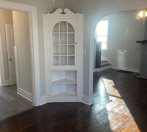 5th image of 2640 Westfield Ave