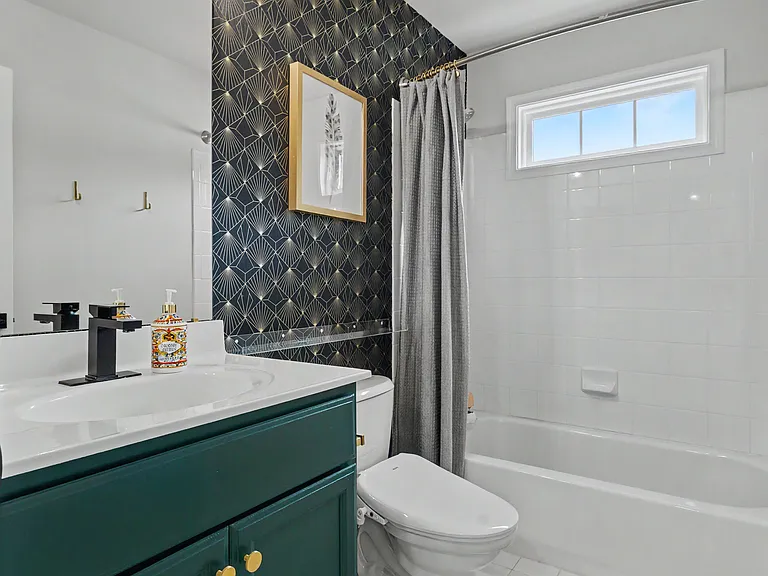 509 S Highland St — Photo 25