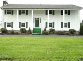 88 Delafield Dr, Albany, NY 12205