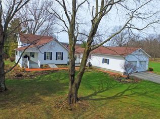 1360 W Mahan Denman Rd, North Bloomfield, OH 44450