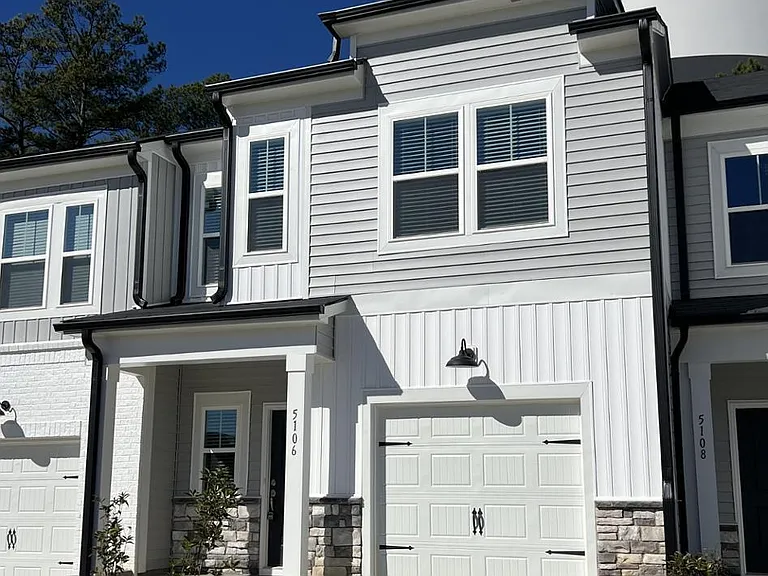5106 Cambrey Dr — Photo 1