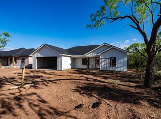 707 E Davenport St, Stamford, TX 79553