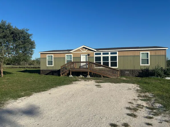 1117 Kohutek Rd, Victoria, TX 77904