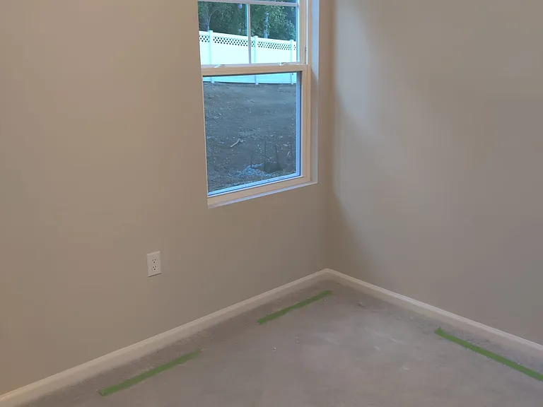 956 Maple Br — Photo 32