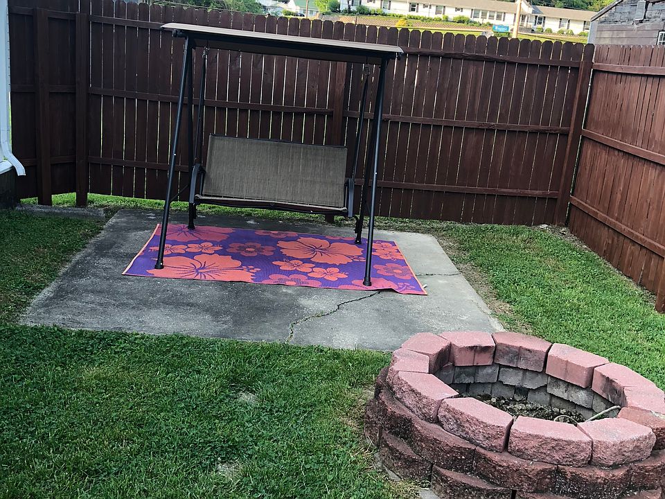 1st image of 203 Dutey Dr