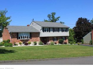 141 Boulter Rd, Wethersfield, CT 06109