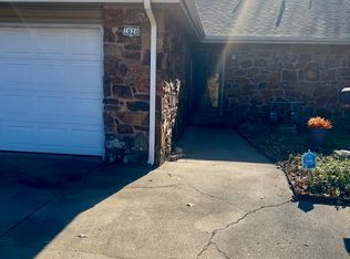1620 E 61st St S, Tulsa, OK 74136