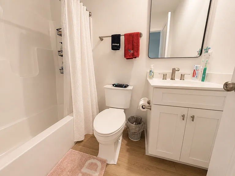 233 Main St — Photo 7