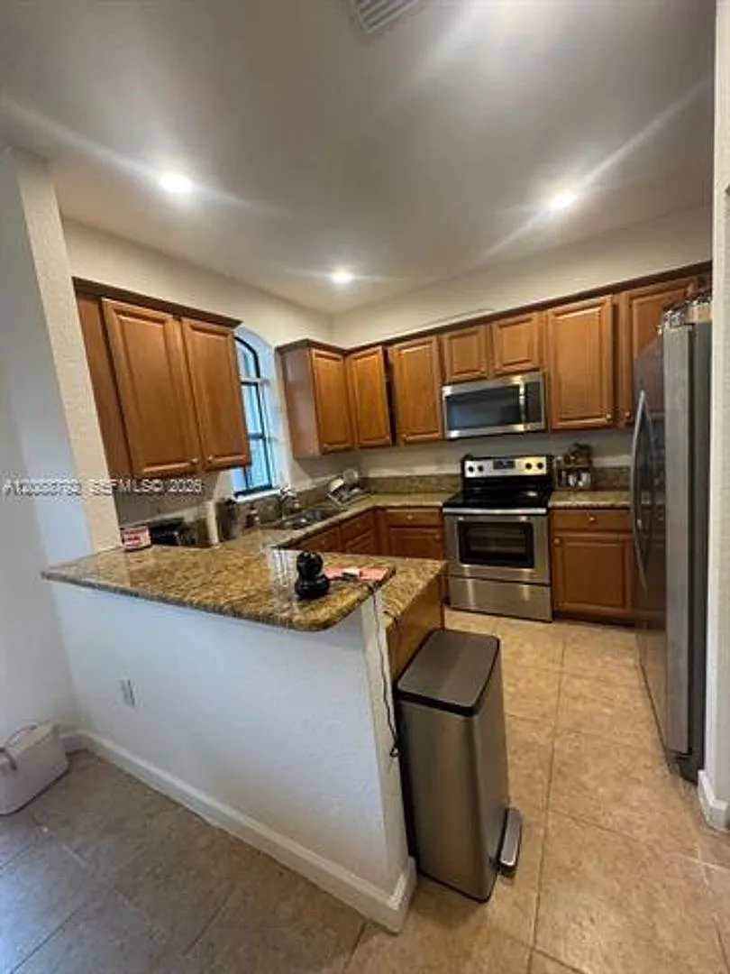 3178 NW 103rd Pl th 3178, Doral, FL 33172 — Photo 1